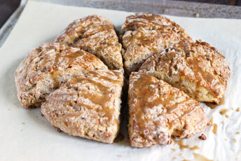 Roasted Banana Bread Scones