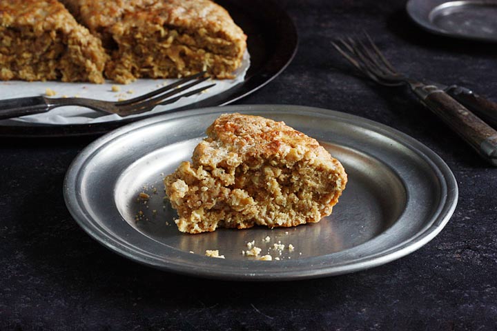 Honey Spiced Tea Cakes - SoupAddict