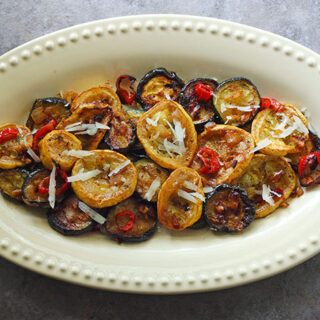 Roaster Summer Squash with Pimenton | SoupAddict.com