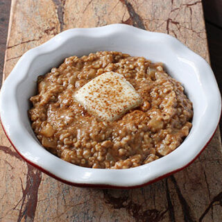 Butter Toasted Apple Pie Oatmeal | SoupAddict.com