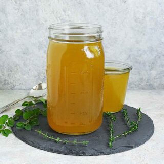 Instant Pot Smoked Corn Stock in jars