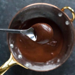 Vegan chocolate glaze