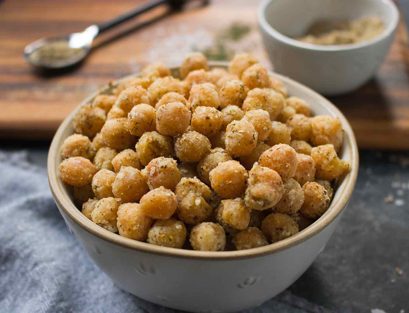 Dill Pickle Chickpeas in a bowl