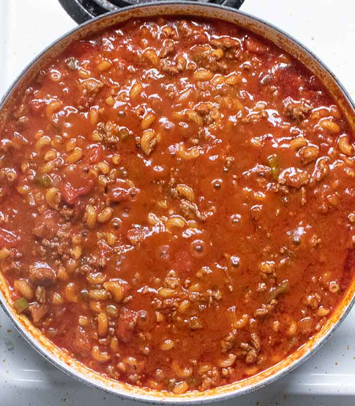 The meat sauce and pasta are so thick and hearty. It's almost done!